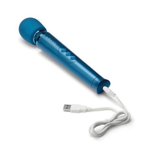 Le Wand Petite Rechargeable Massager Blue