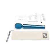 Le Wand Petite Rechargeable Massager Blue