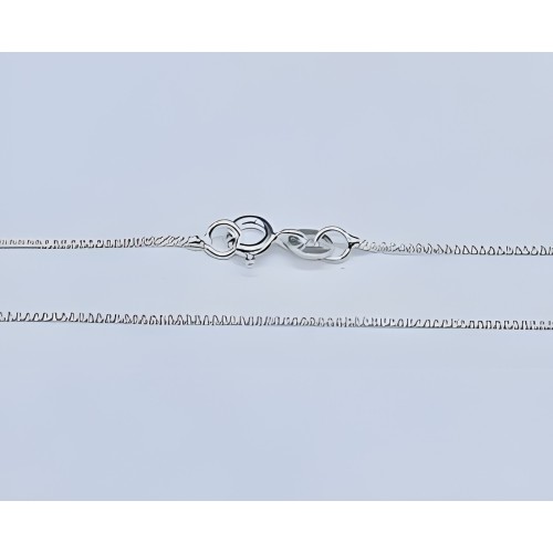 Cadena Curb de Plata Esterlina de 24\"